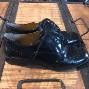 Vintage Nine West black leather oxfords